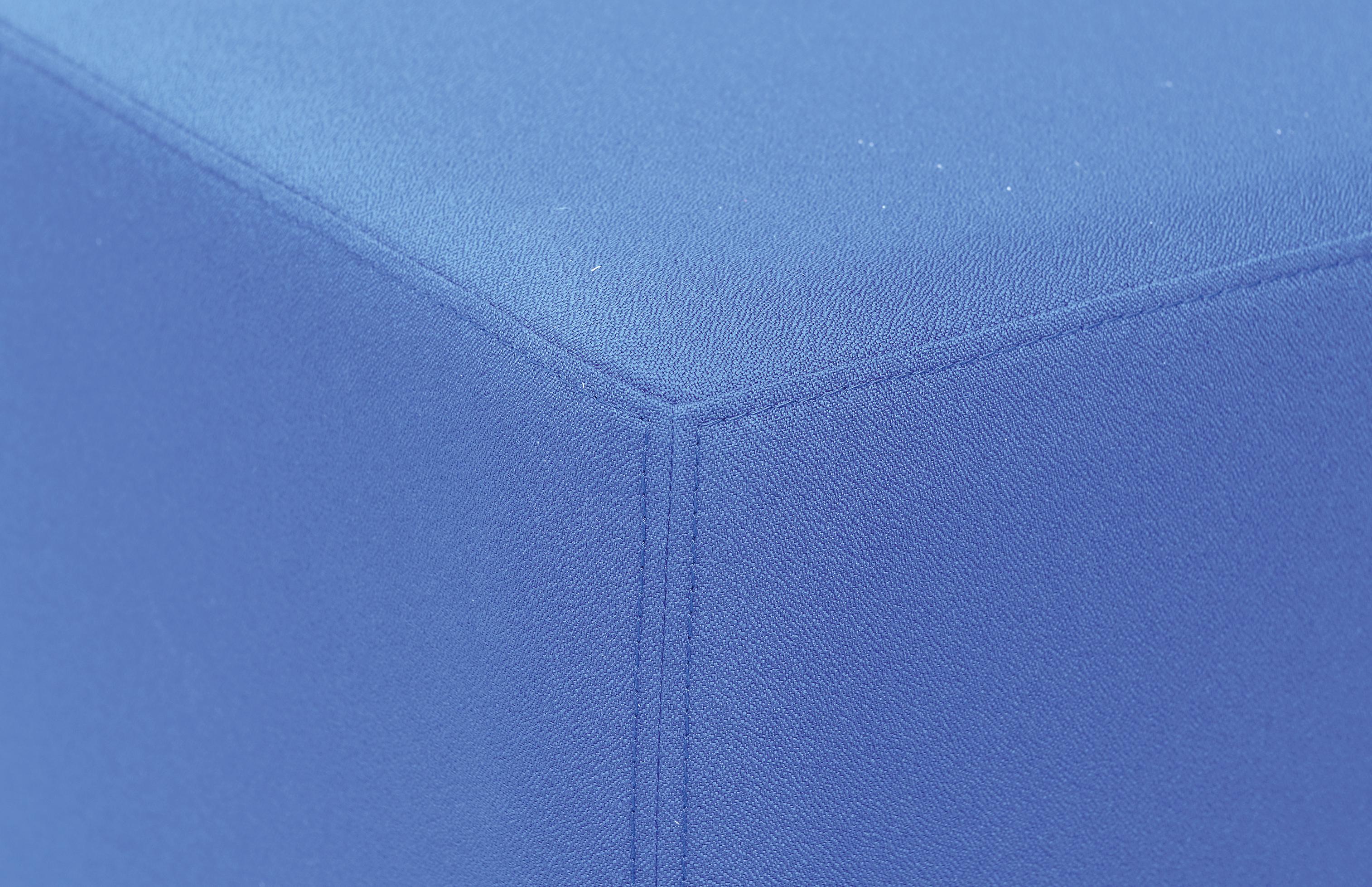 Modul Blocks maxi blau – Loungemöbel für Schule & Büro