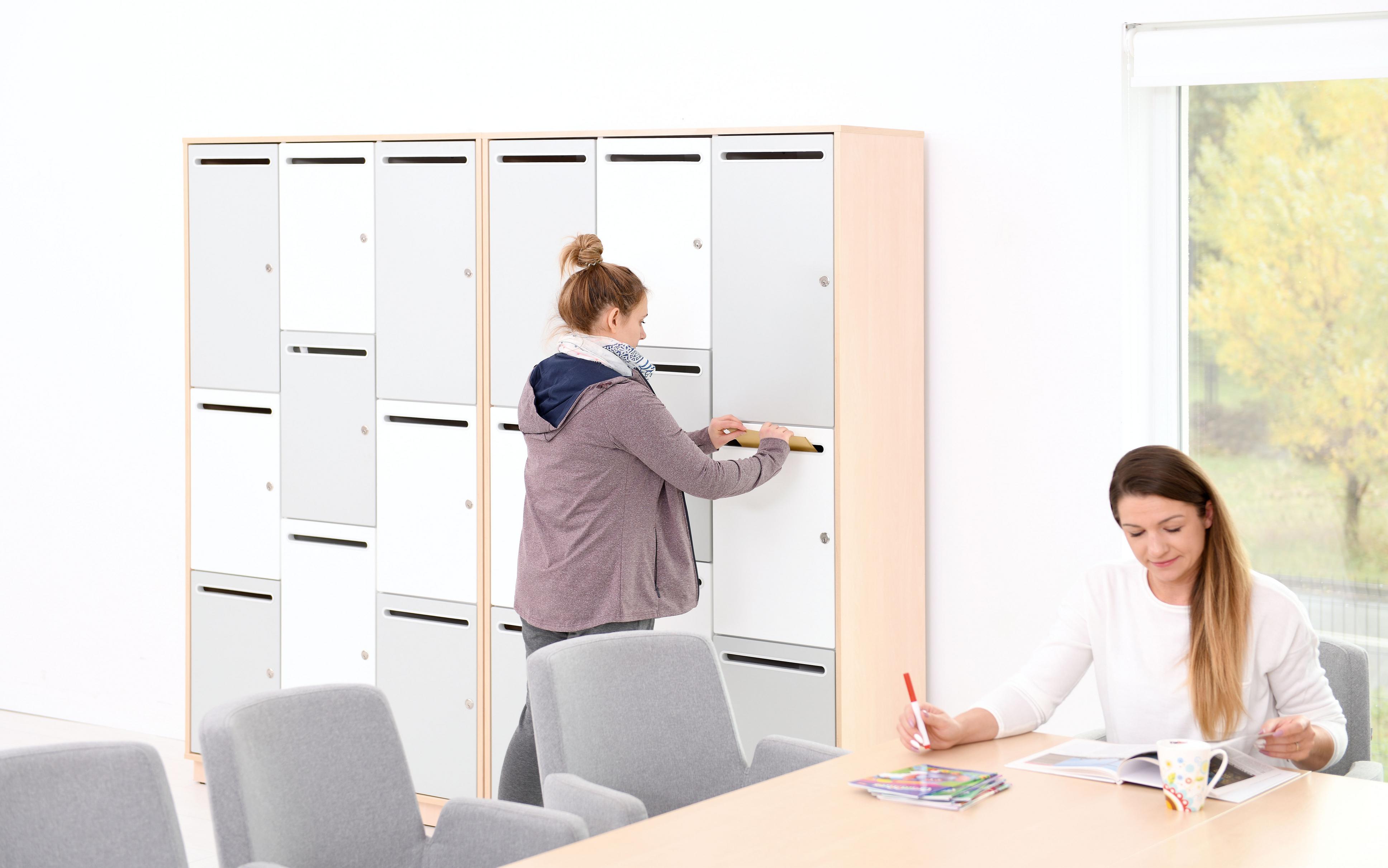 Quadro - Eigentumsschrank/Spind mit 9 Fächern für Schüler