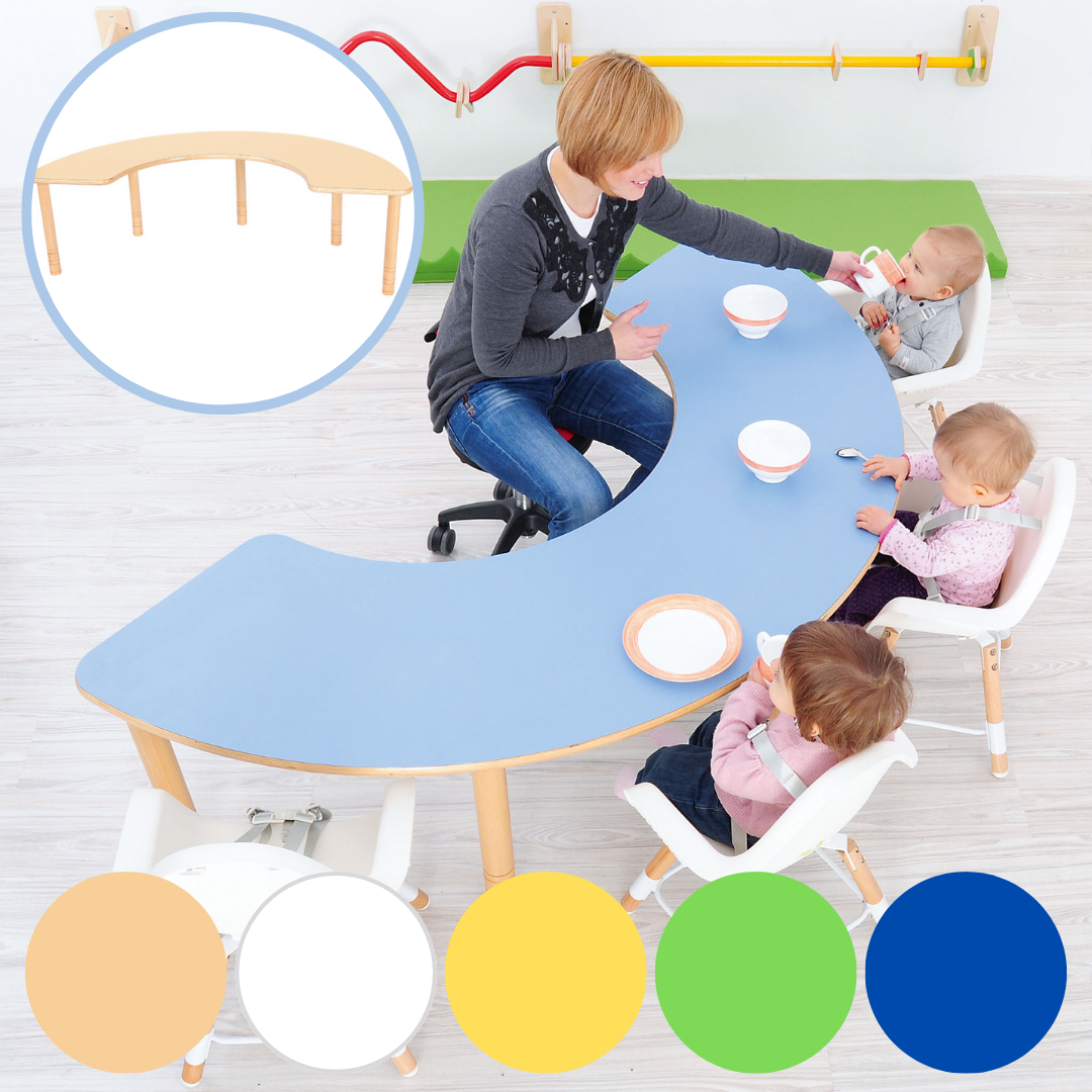 Tisch in hufeisenform für Kindergarten und Krippe