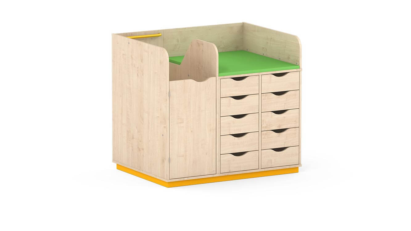 Table à langer avec tiroirs et escalier avec matelas à langer de différentes couleurs