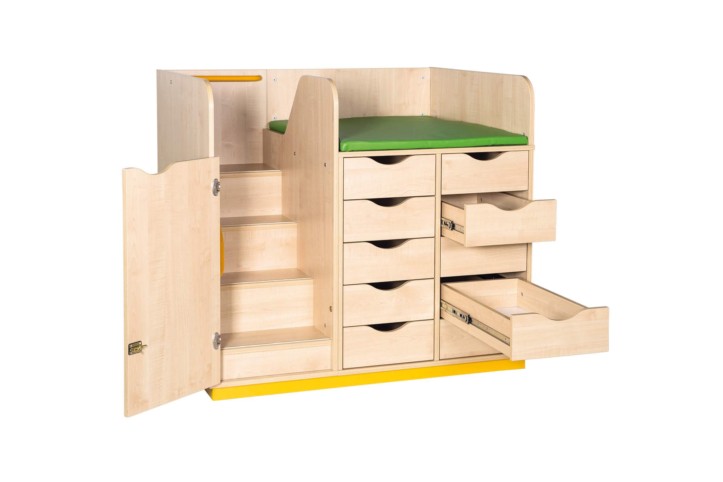 Table à langer avec tiroirs et escalier avec matelas à langer de différentes couleurs